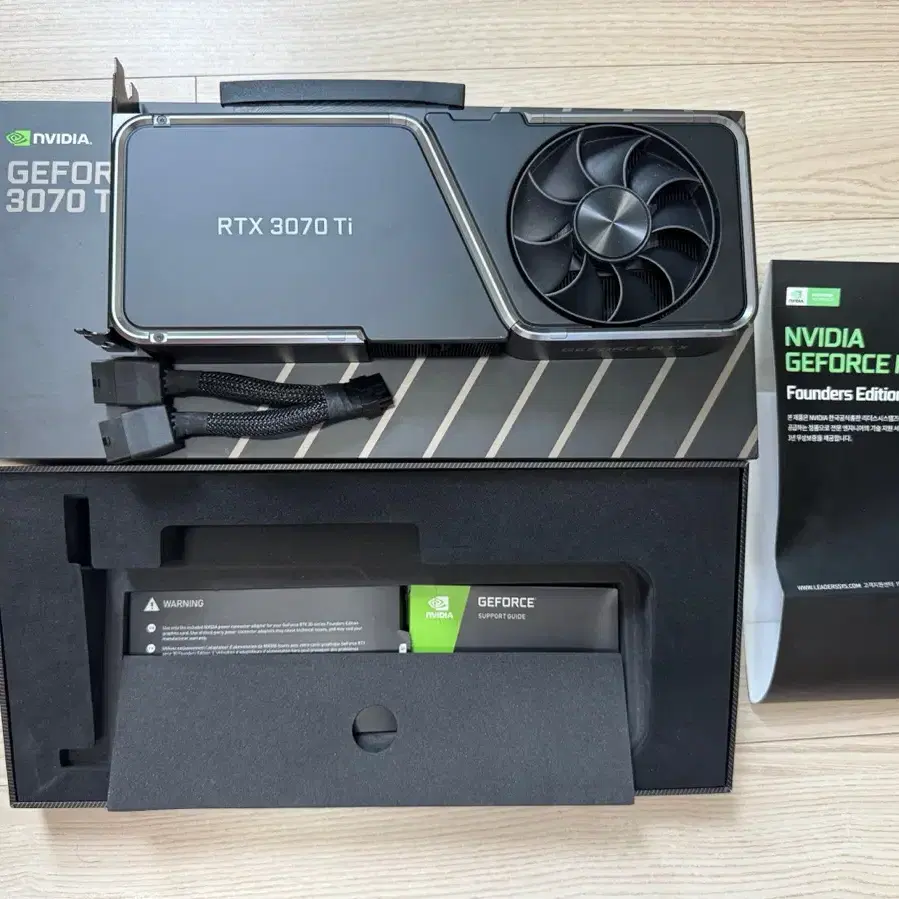 NVIDIA GEFORCE RTX 3070 Ti 파운더스 에디션
