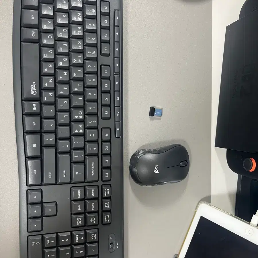로지텍 MK295 무선 키보드 마우스 세트