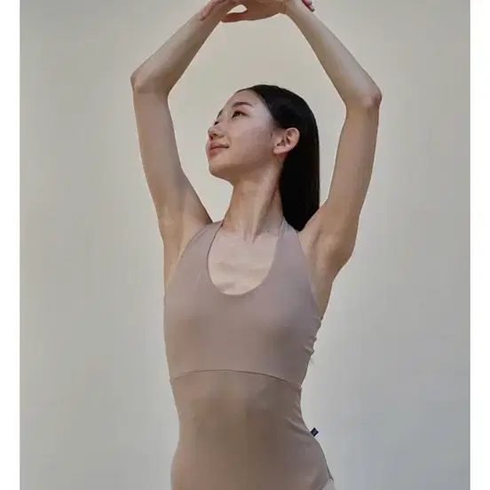 슬로우노브 홀터 레오타드 카페오레