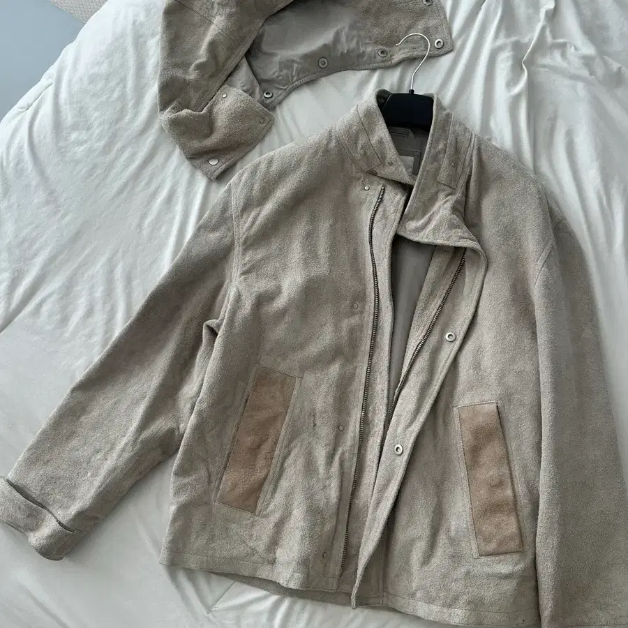Zara 자라 25맨에디션 (정가30후반)  L-XL 리얼스웨이드 가죽자켓