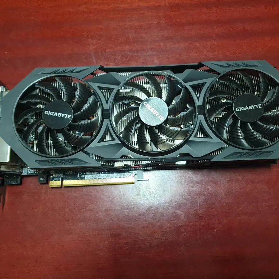 기가윈드포스 gtx970 4g