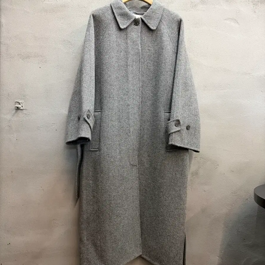 그레이 헤링본패턴 울 롱코트 M