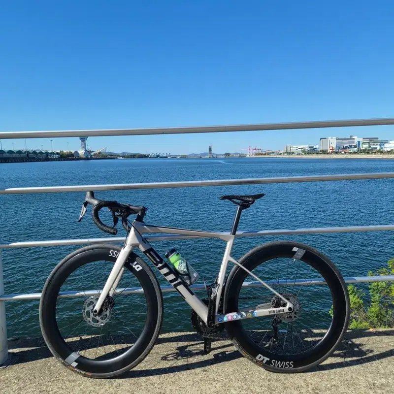 bmc 팀머신 slr five 105di2 판매만!