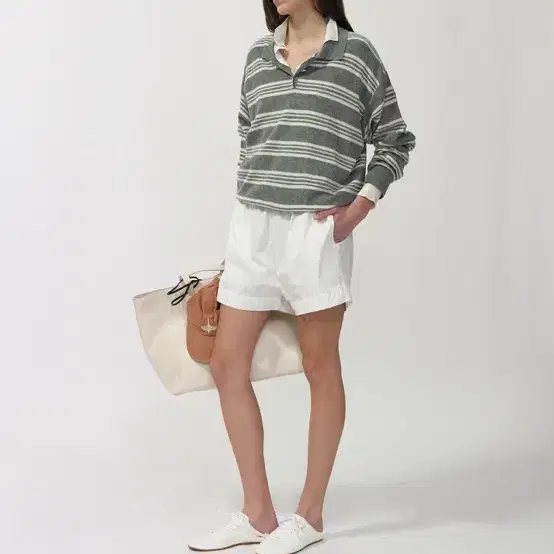 낫띵리튼 스트라이프 풀오버 그레이s