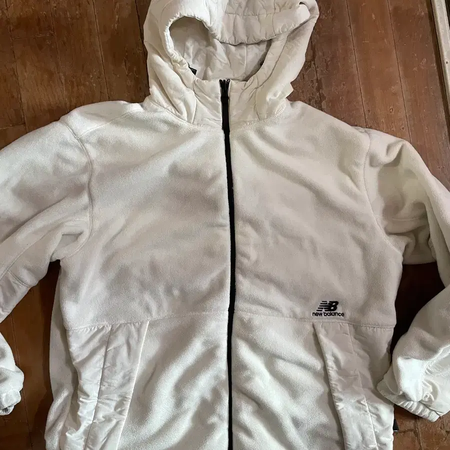 뉴발란스 화이트 리버서블 자켓 XL (105)