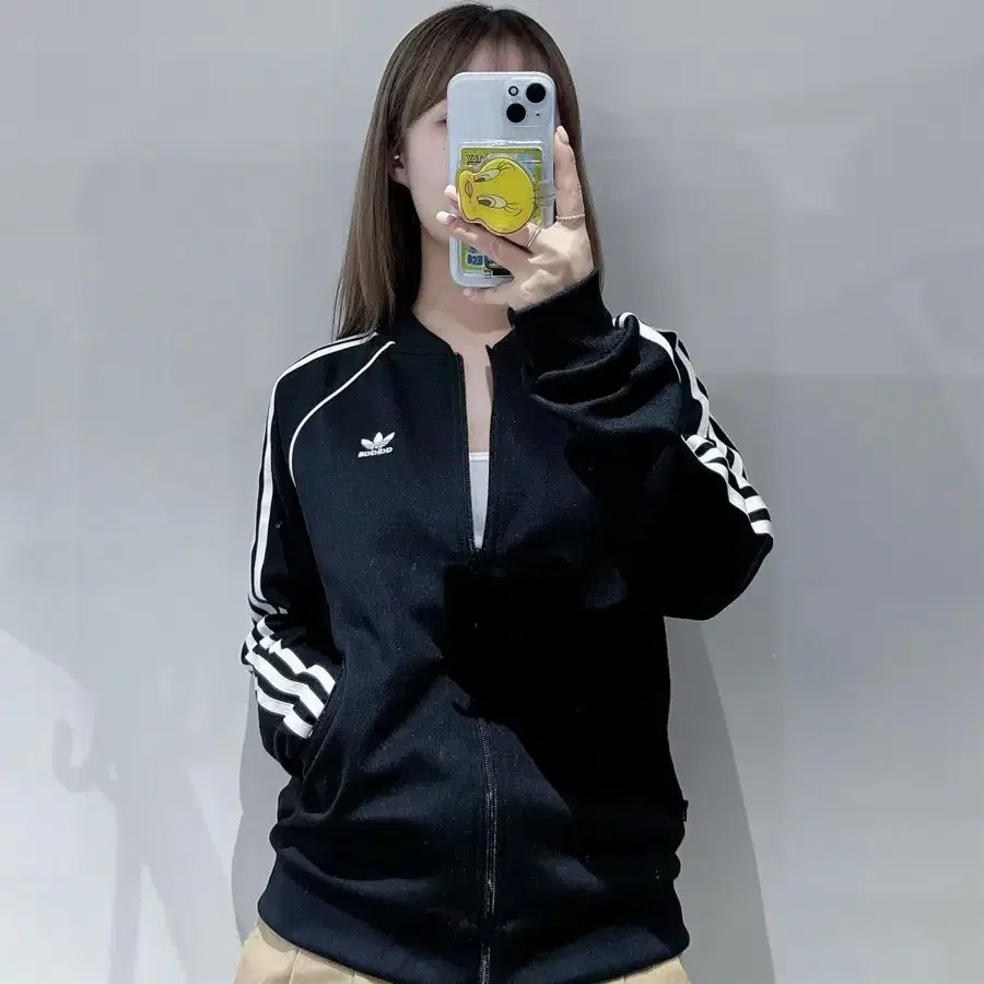 아디다스 유로파 블랙 트랙탑