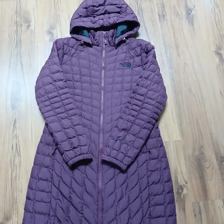 노스페이스 여성 퀼팅 롱 경량패딩 95