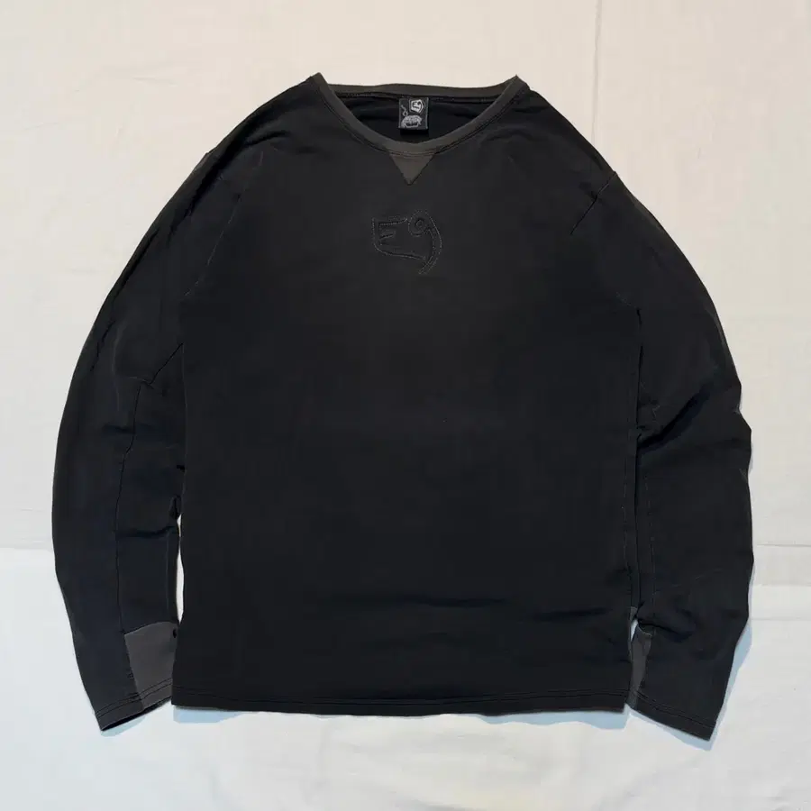 E9 Made in Italy 빈티지 테크웨어 기능성 롱슬리브 블랙
