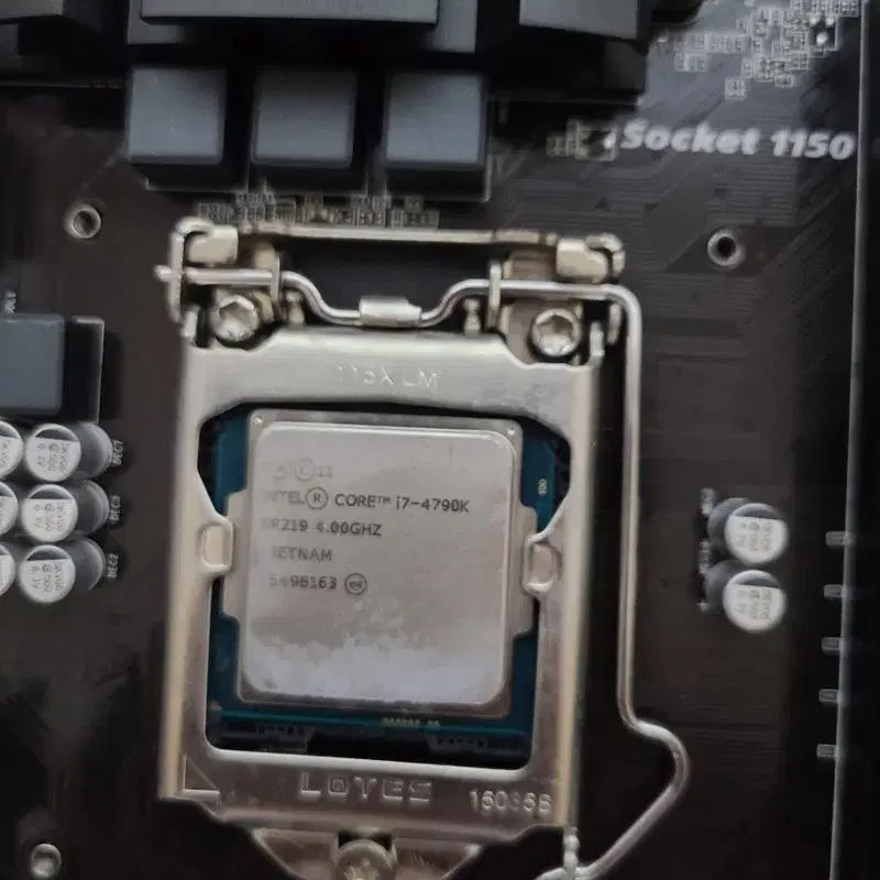 i7-4790K + h97 + 16g + 270x vga