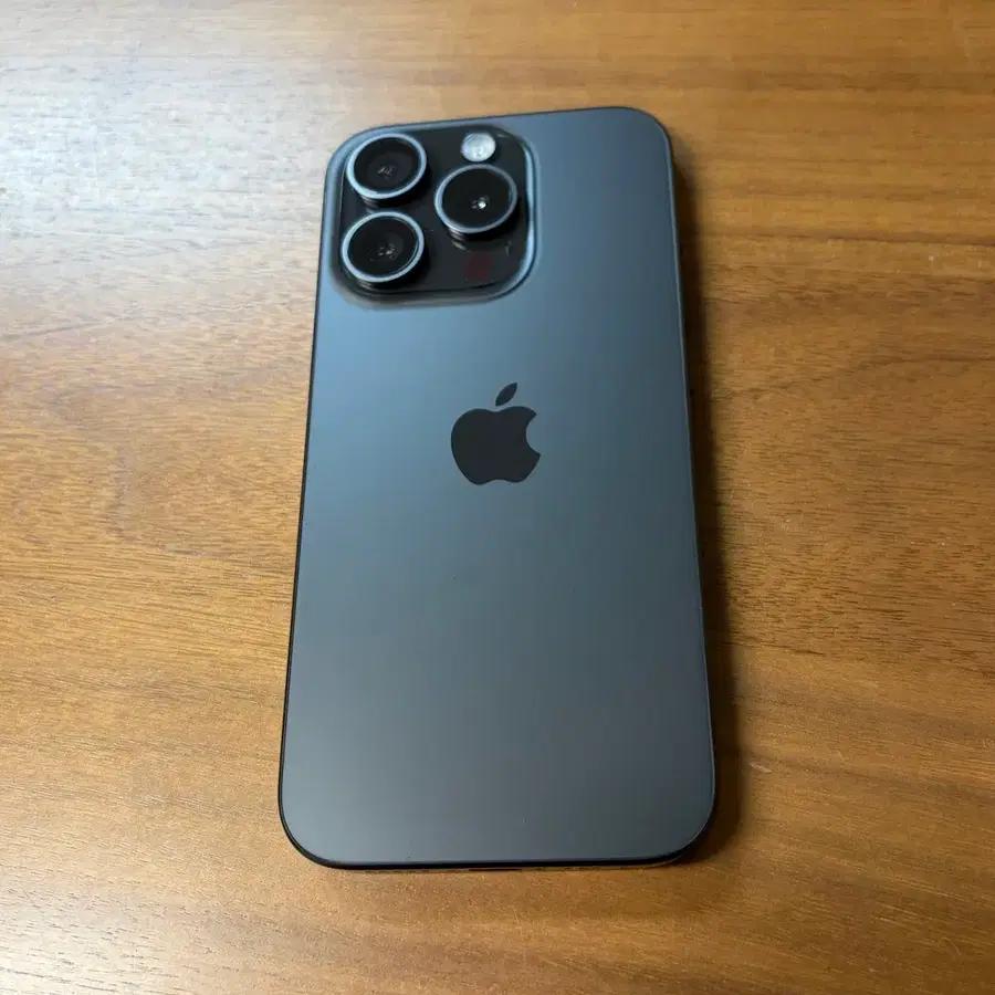 아이폰15 pro 512GB 블랙 티타늄