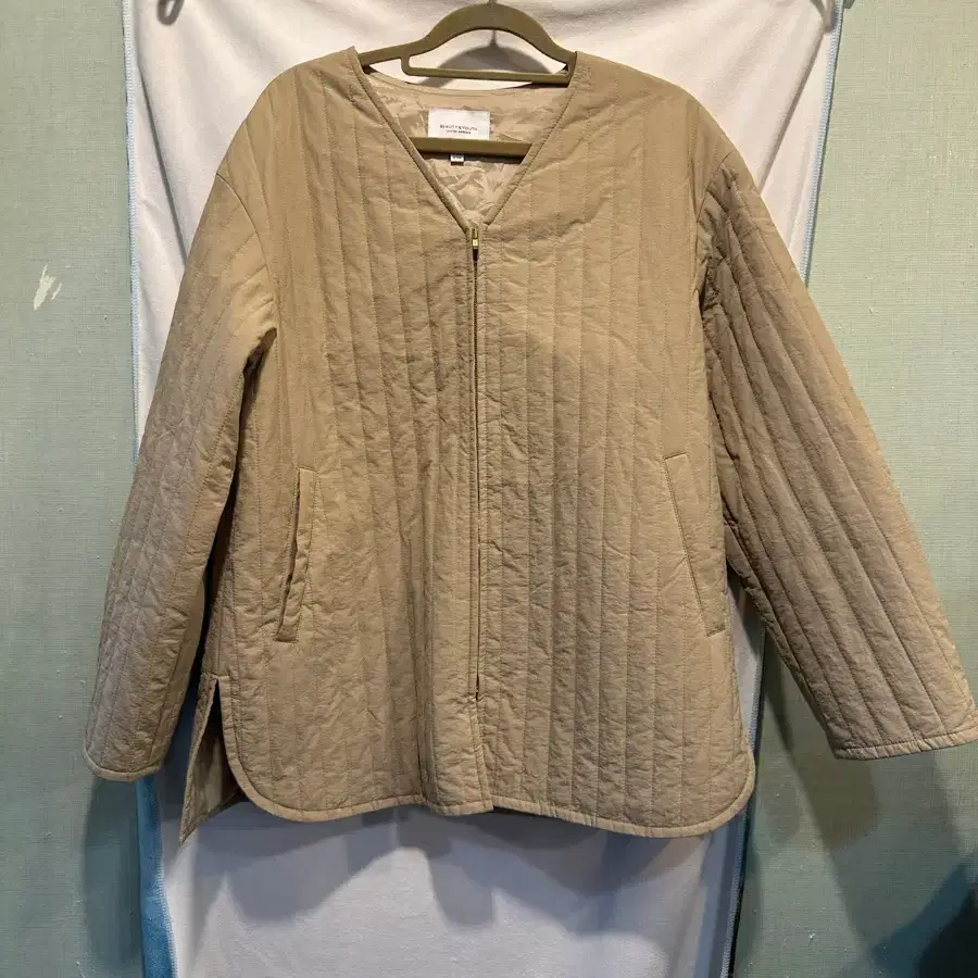 뷰티앤유스 유나이티드 애로우즈 보아 퀼팅 자켓