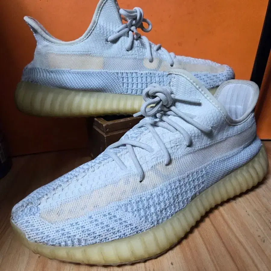 아디다스 이지부스트 350V2(US11 JP290 추천사이즈285)