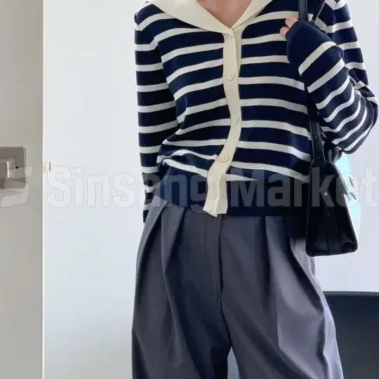 [빠른발송] 세라 카라 가디건 간절기 가을 진행러 단가라 배색 데일리 심