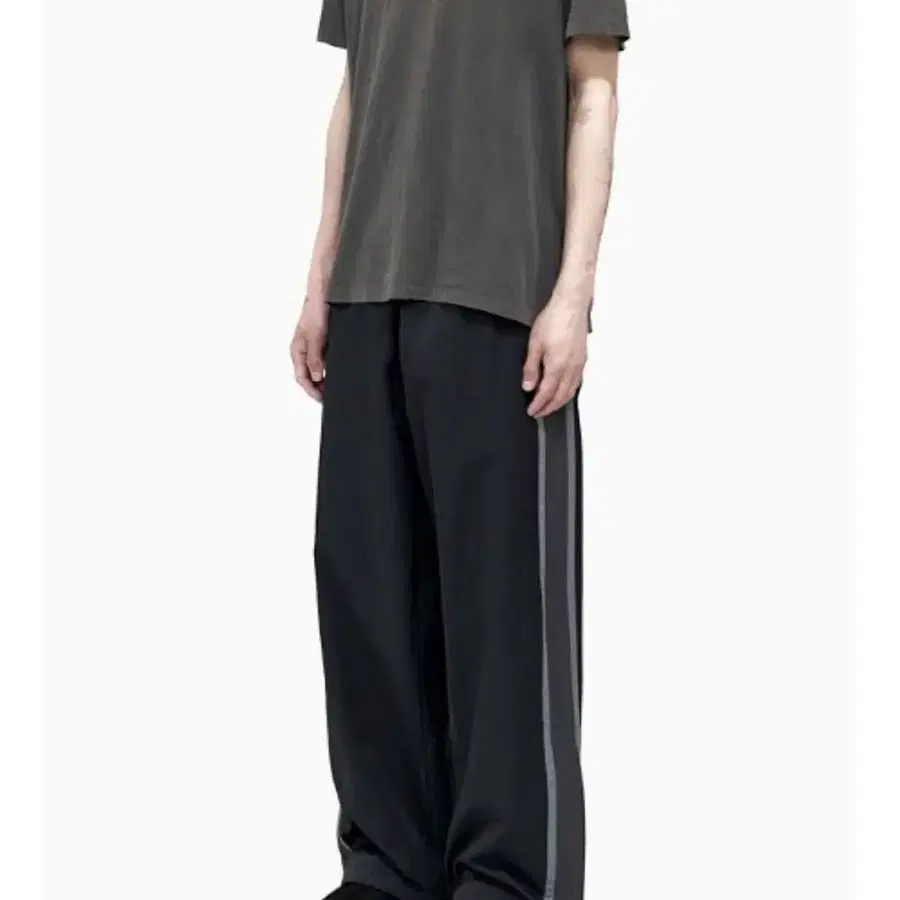 [2] 폴리테루 정규 나일론 트랙팬츠 블랙