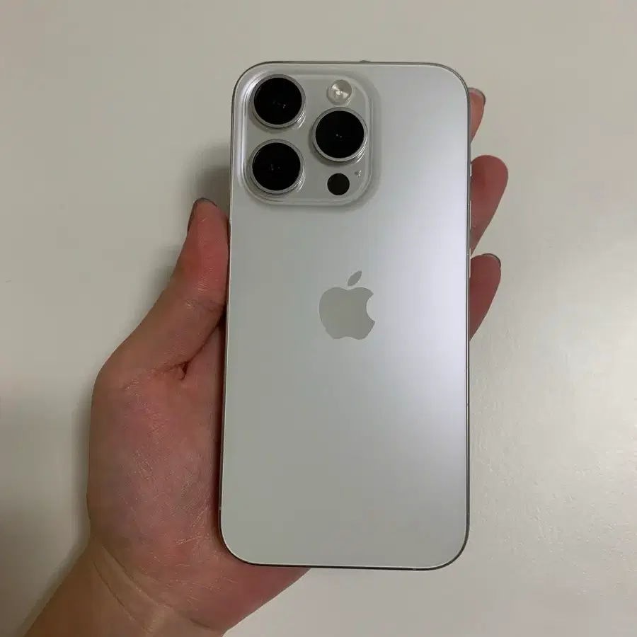 아이폰 15pro 실버 256GB