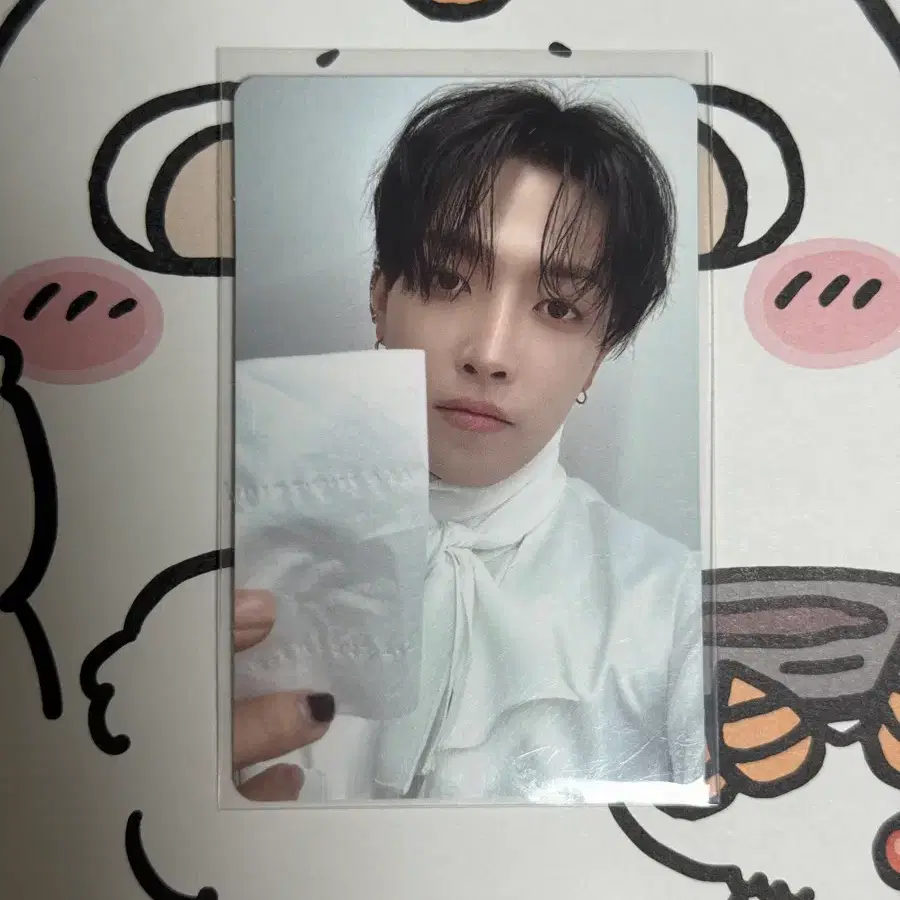 ATEEZ 에이티즈 홍중 애니티즈 포카