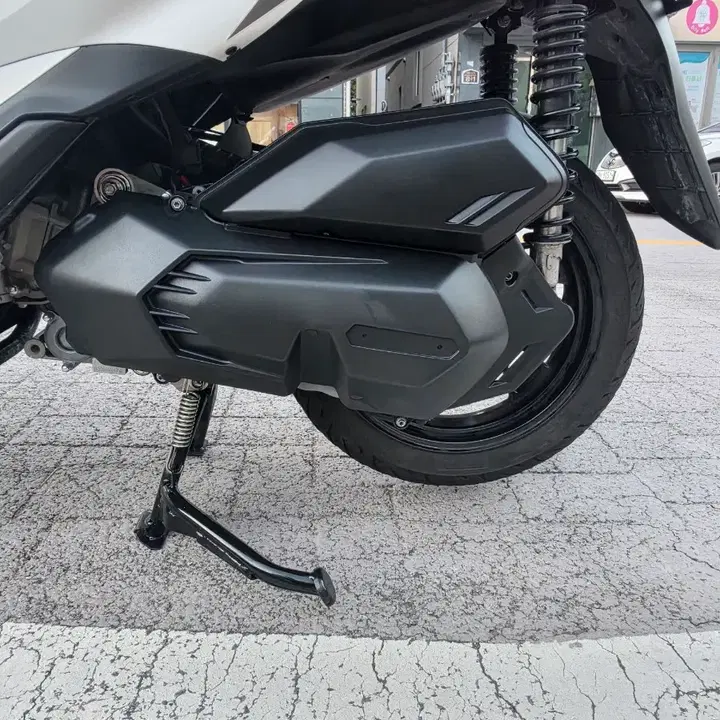 존테스125E (2025) 7