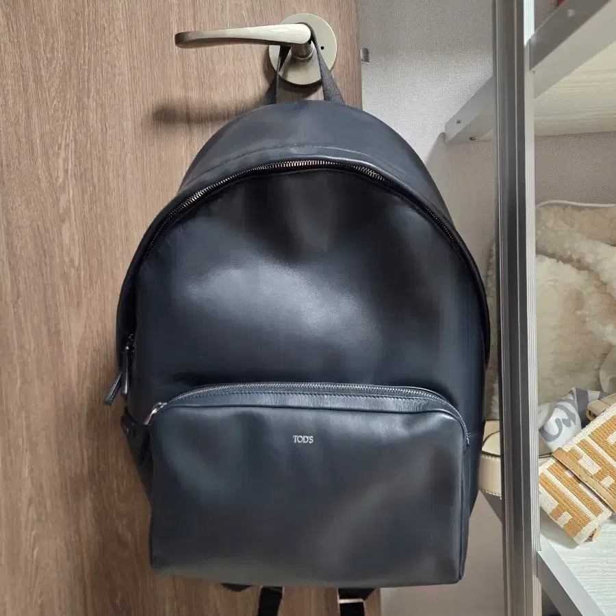 TOD'S 가죽 백팩 네이비