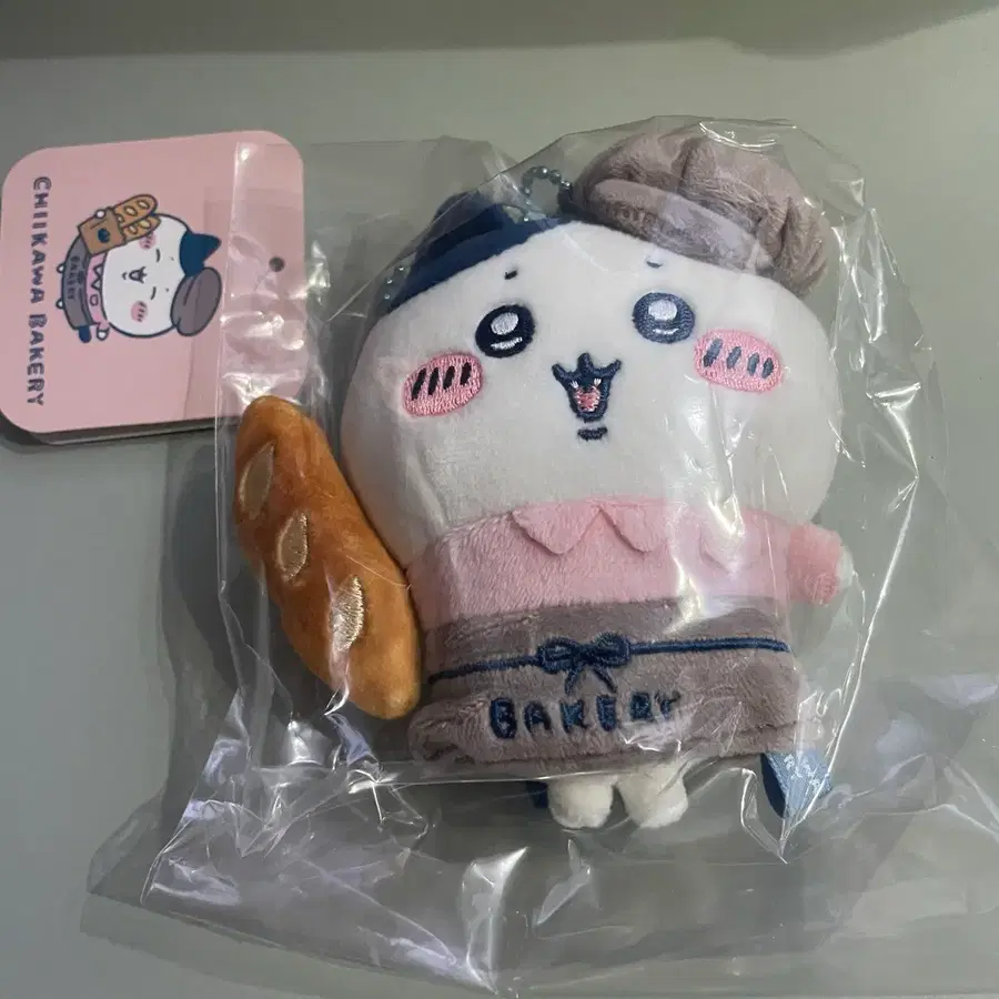 치이카와 베이커리 하치와레 마스코트