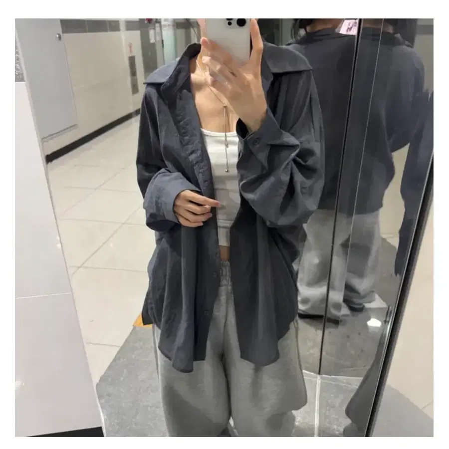 에이블리 마벨 모던 오버핏 셔츠