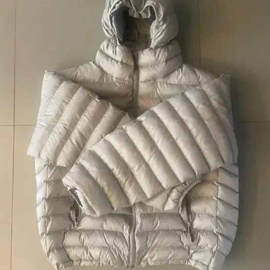 Settle 후드 경량 패딩 회색