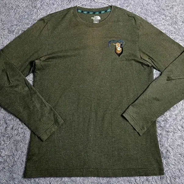 (H)노스페이스 긴팔 티셔츠 카키 L