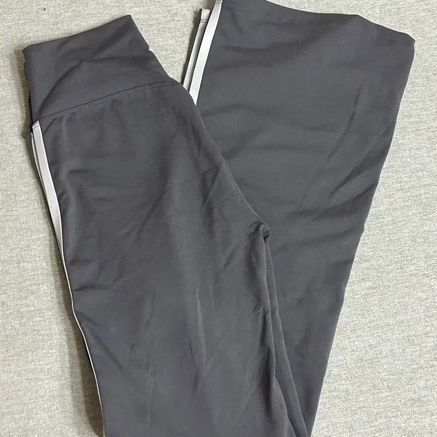 젝시믹스 부츠컷 레깅스