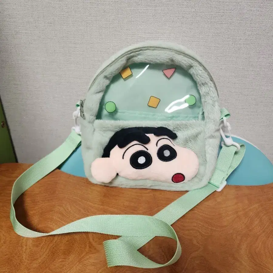 짬구 투명포켓 크로스 가방