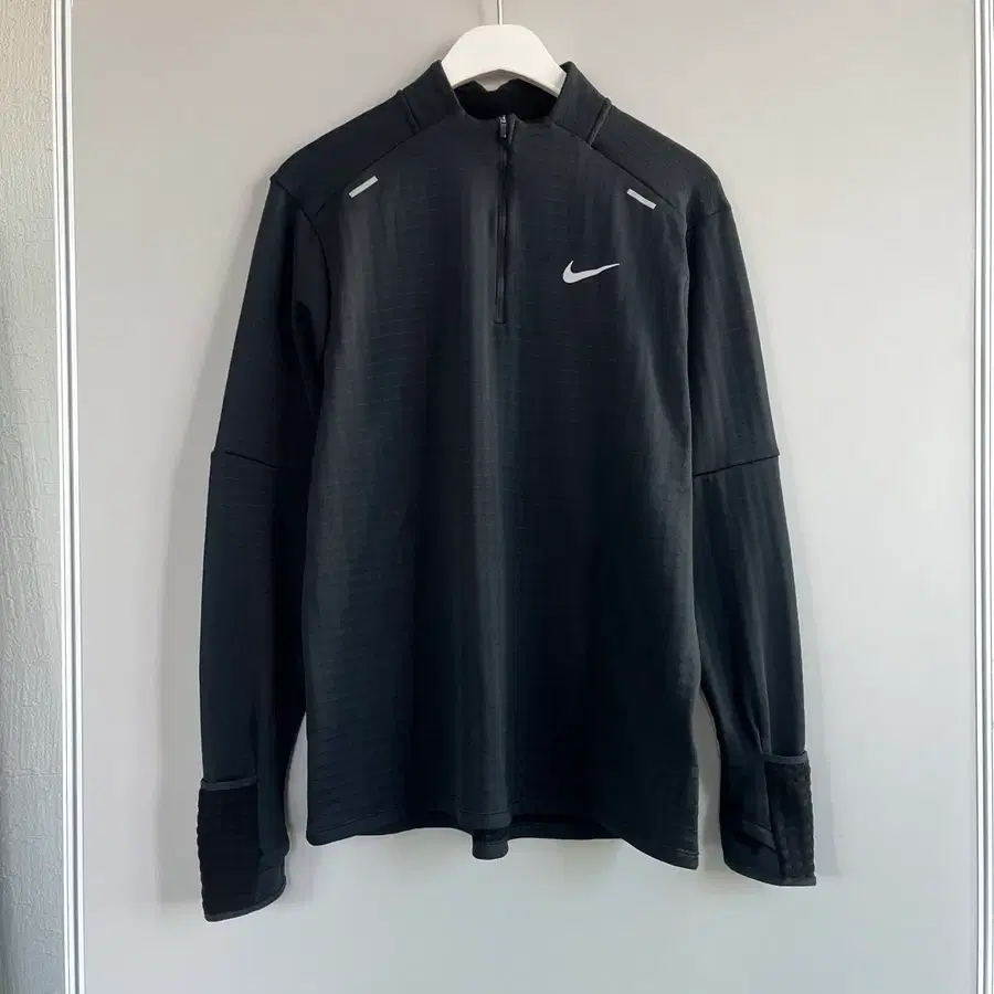 NIKE 나이키 블랙 기모 썸홀 하프집업 러닝 티셔츠 -1014