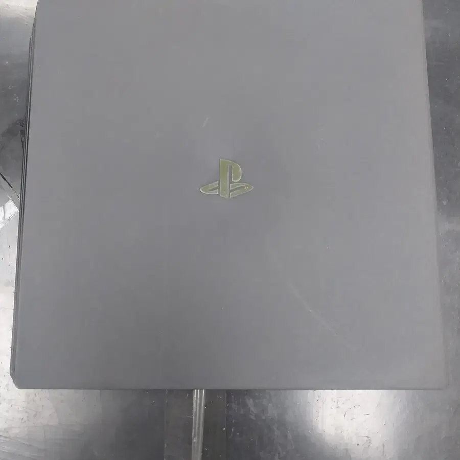 커널 가능 버전 PS4(플스4) 프로 CUH-7117B (1TB)