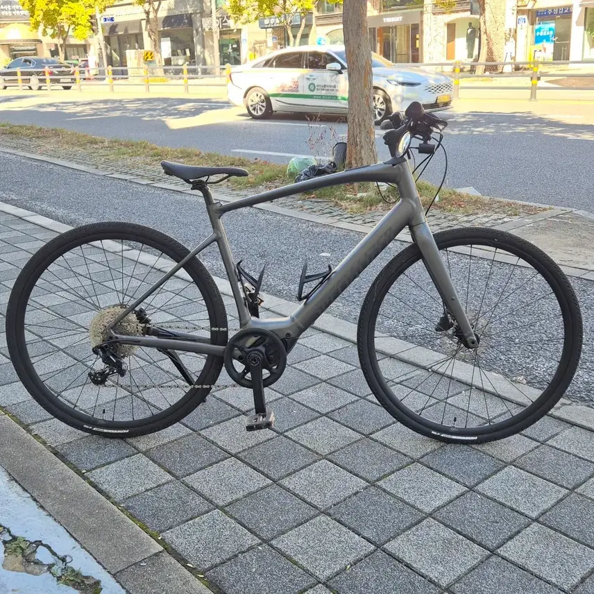 スペシャライズドターボバードSL 4.0 /電動自転車