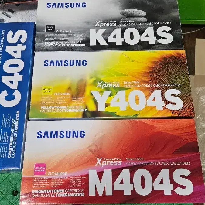 미개봉삼성토너 CLT-K404S,C404S,M404S,Y404S 팝니다