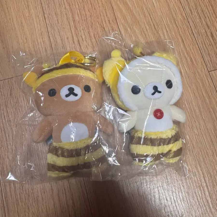 리락쿠마 꿀벌 키링 2개 세트