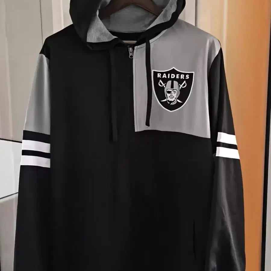[미국 직수입] NFL 라스베이거스 레이더스 정품 후드 집업 자켓