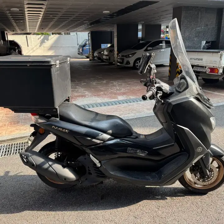 NMAX 125 (2022) 2