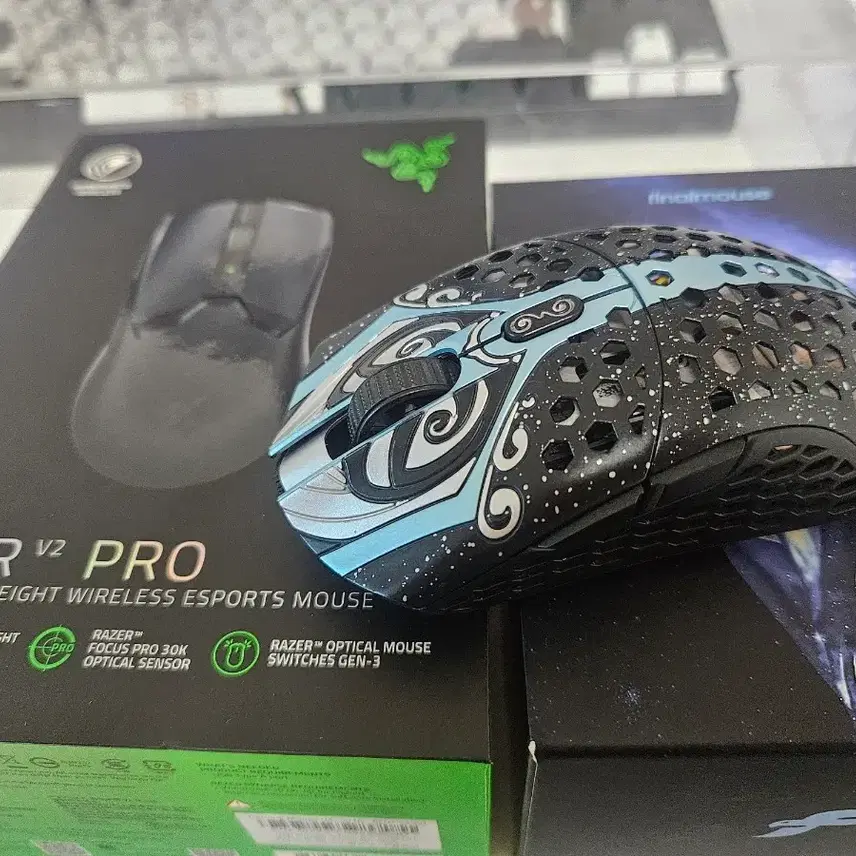 ファイナルマウススターライト12ファントムスモールfinalmouse starlight12 phantom s moding viper v2 pro