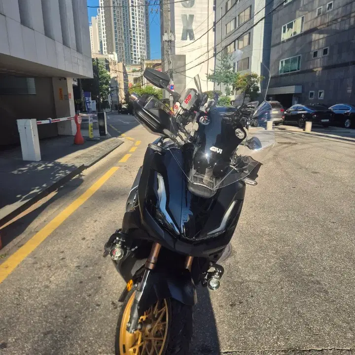 ADV350 (2025) 3
