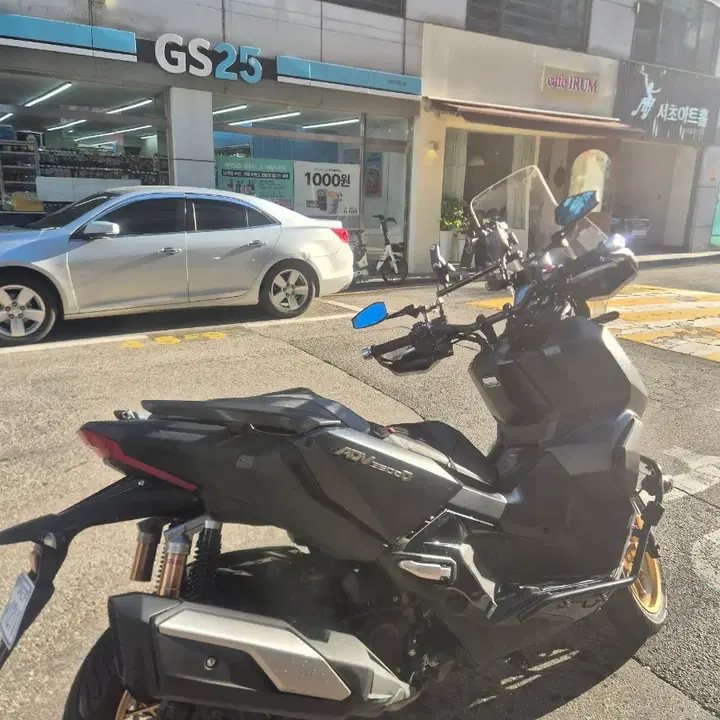 ADV350 (2025) 5