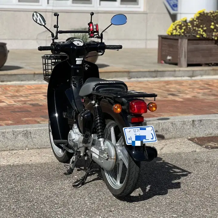 SUPER CUB (2023) 3