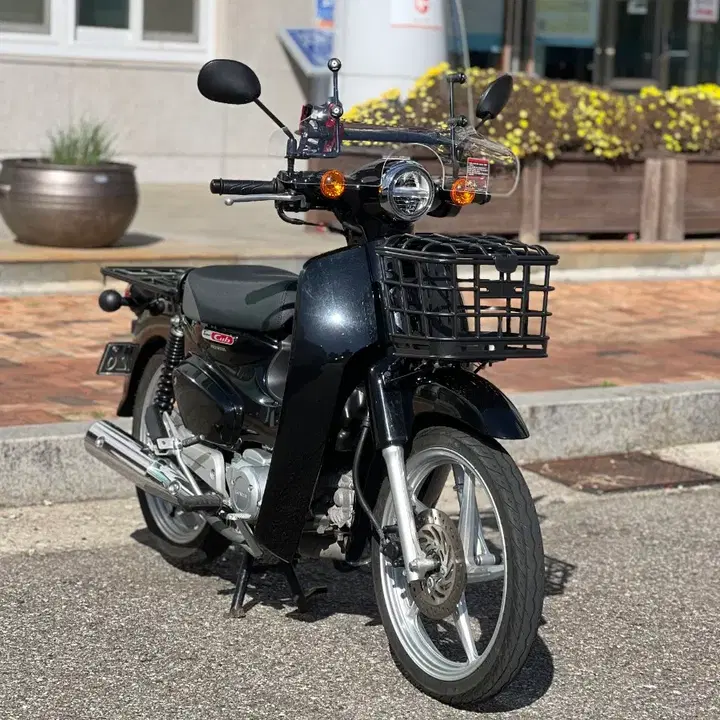 SUPER CUB (2023) 7