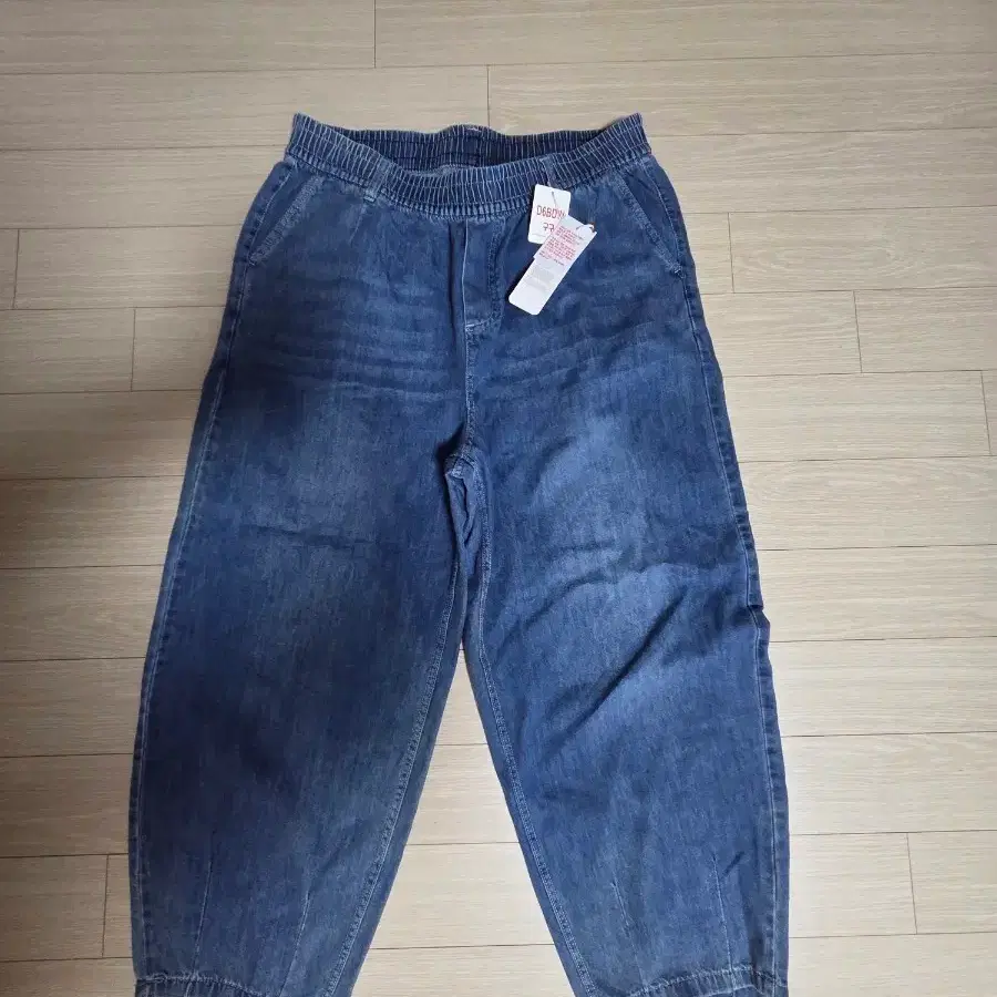 여성데님 88ㅡ99사이즈ㅡ신품ㅡ해운대