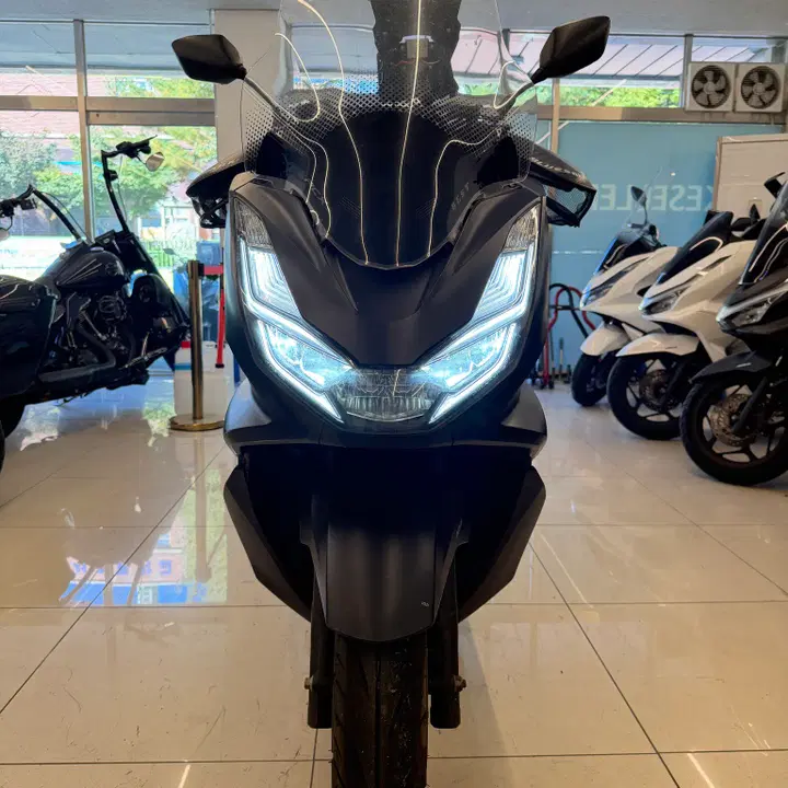 PCX 125 (2022) 2