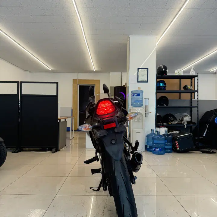 CBR125 (2013) 4