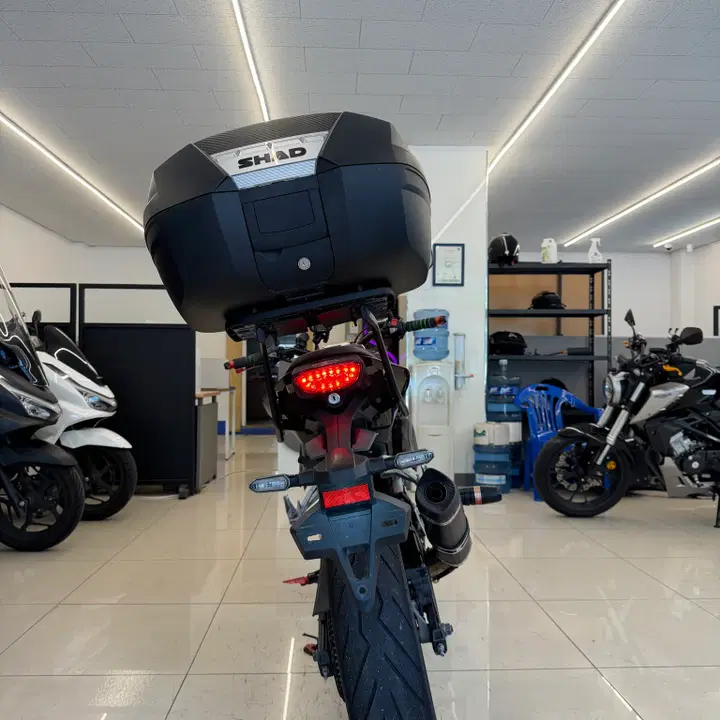 CB125R (2018) 5