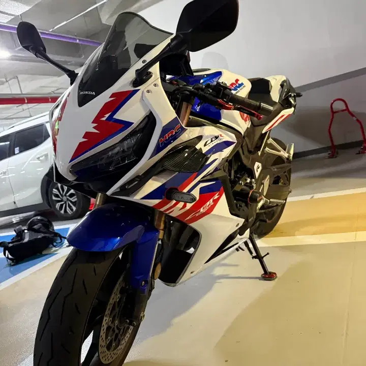 CBR650R (2020) 3