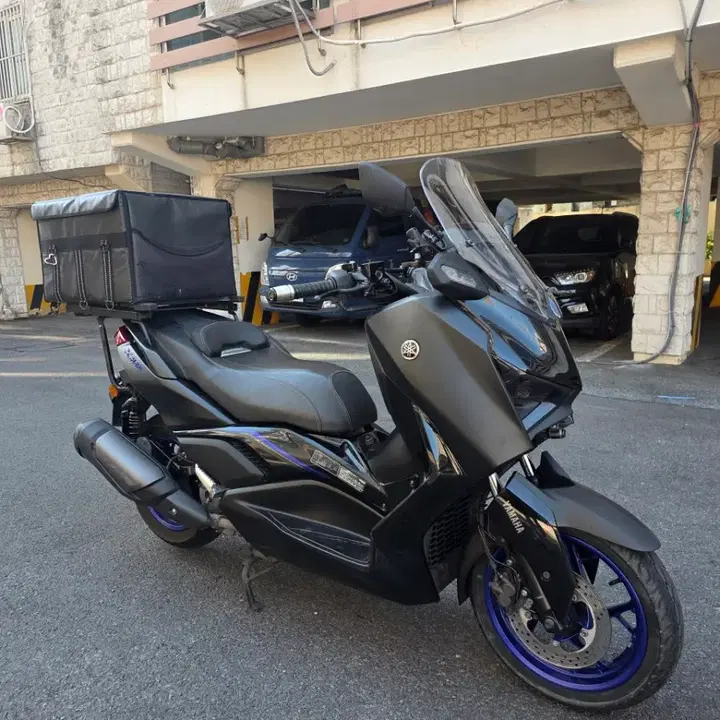 XMAX 300 (2025) 3