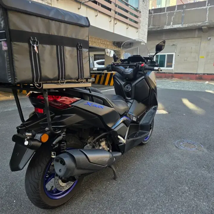 XMAX 300 (2025) 6