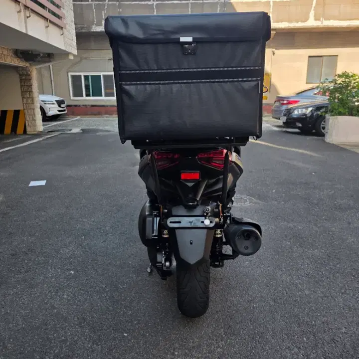 XMAX 300 (2025) 7