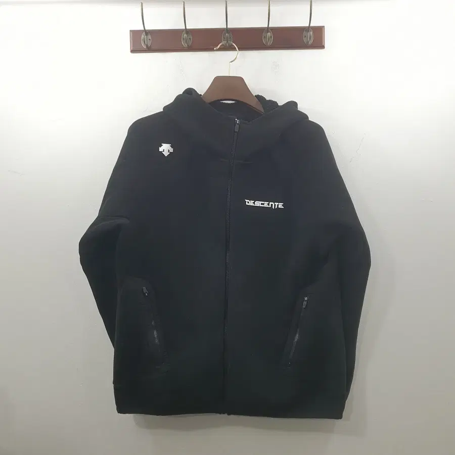 2XL 데상트 남성 블랙 춘추용 플리스 기모 집업 후드티셔츠