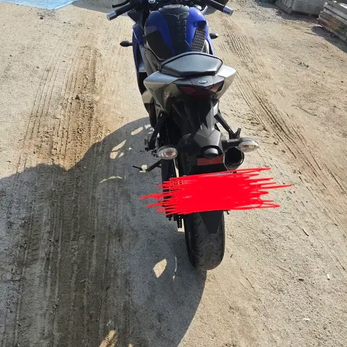 R3 (2016) 3